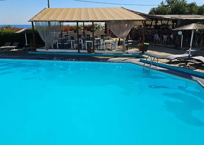 Skion Palace Otel 4*